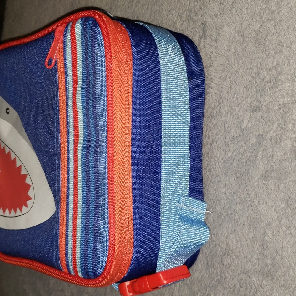 Pep Rally LUNCH BAG "Shark" - Picture 3 of 5